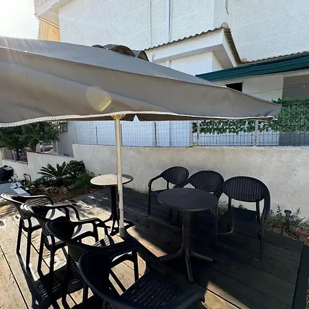 Sulozeqi Apartment Ksamil